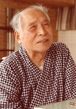 鈴木 信太郎肖像写真